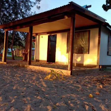 Yasawa Homestays Naisisili Экстерьер фото