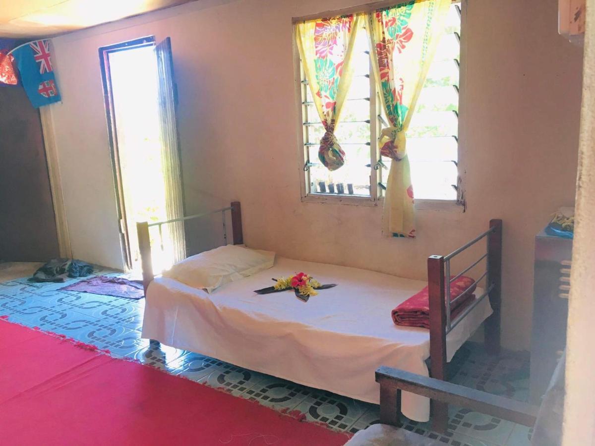 Yasawa Homestays Naisisili Экстерьер фото
