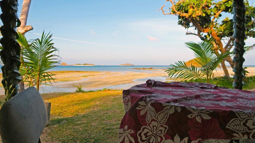 Yasawa Homestays Naisisili Экстерьер фото