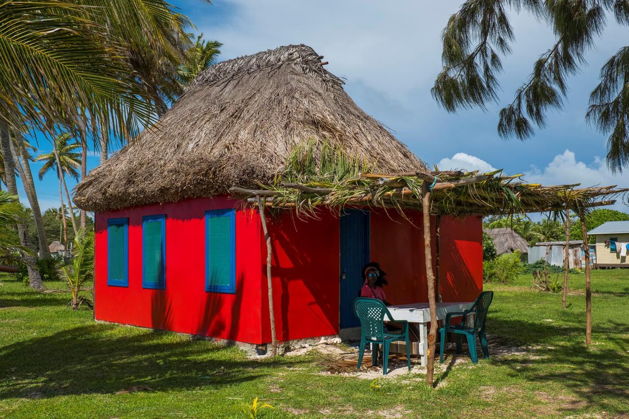 Yasawa Homestays Naisisili Экстерьер фото
